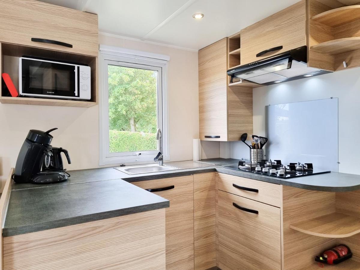Prachtig Chalet Ok50 D12 Op Familiecamping Oostkapelle Eksteriør bilde