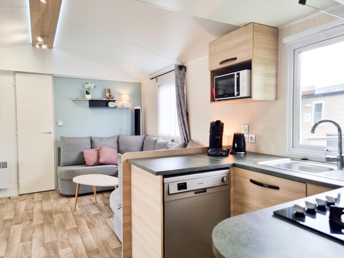 Prachtig Chalet Ok50 D12 Op Familiecamping Oostkapelle Eksteriør bilde